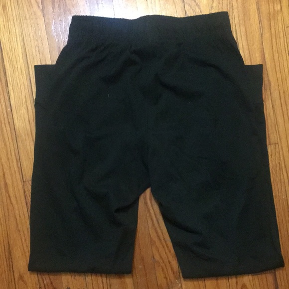 NWOT olive green under armour joggers - Picture 3 of 3